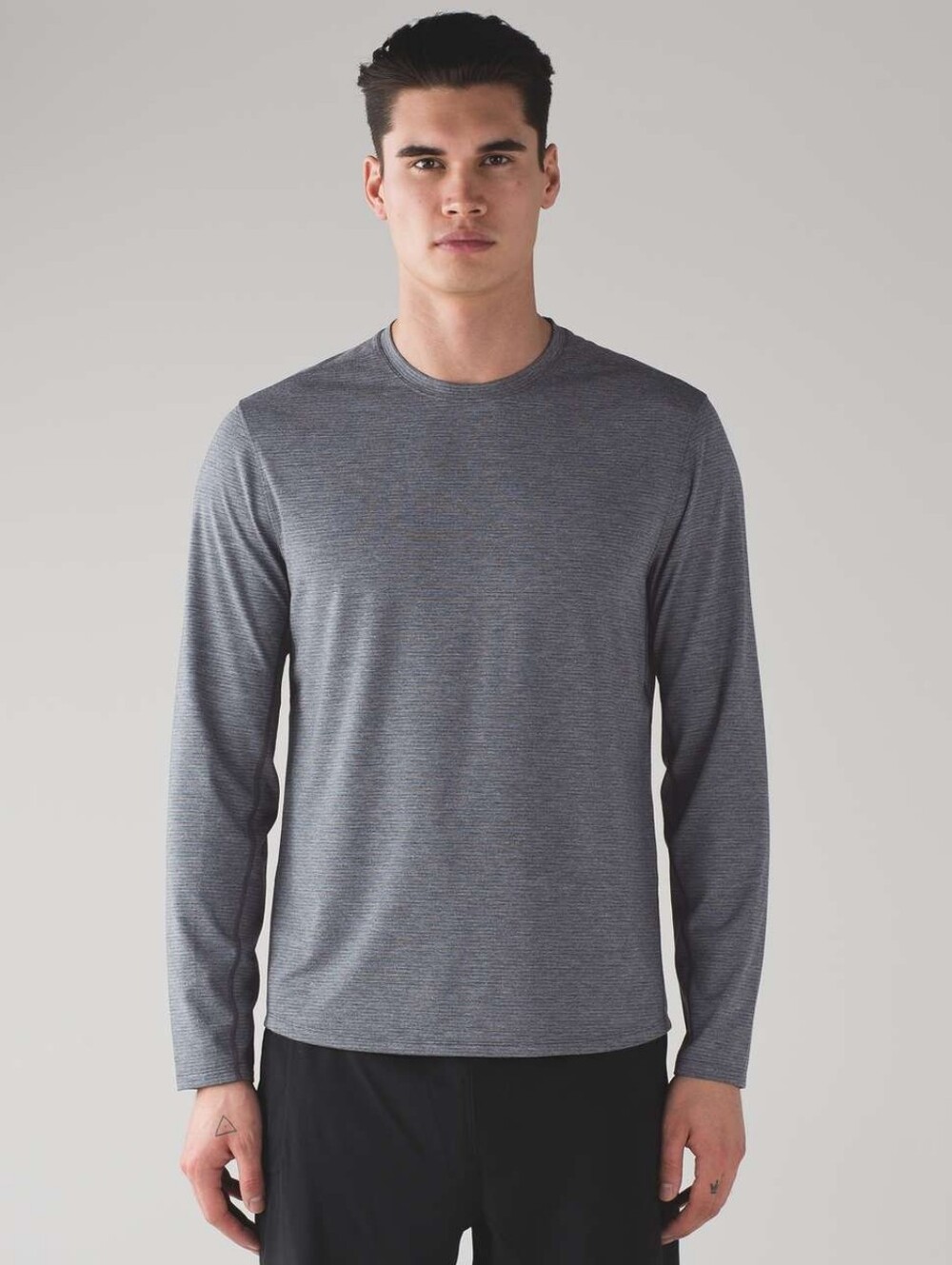 lululemon athletica Men's Long-Sleeve Crew in Heather Gray